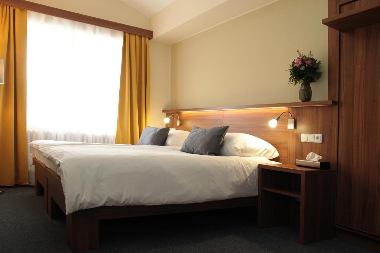 Hotel Baltaci Starý Zámek Napajedla Esterno foto